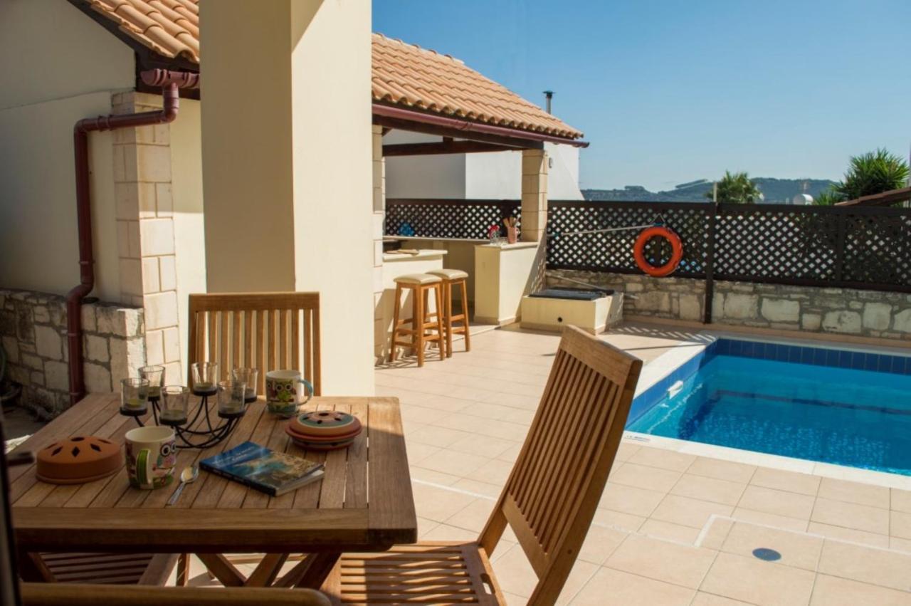 Villa Darmarohori Homeleader Exteriér fotografie