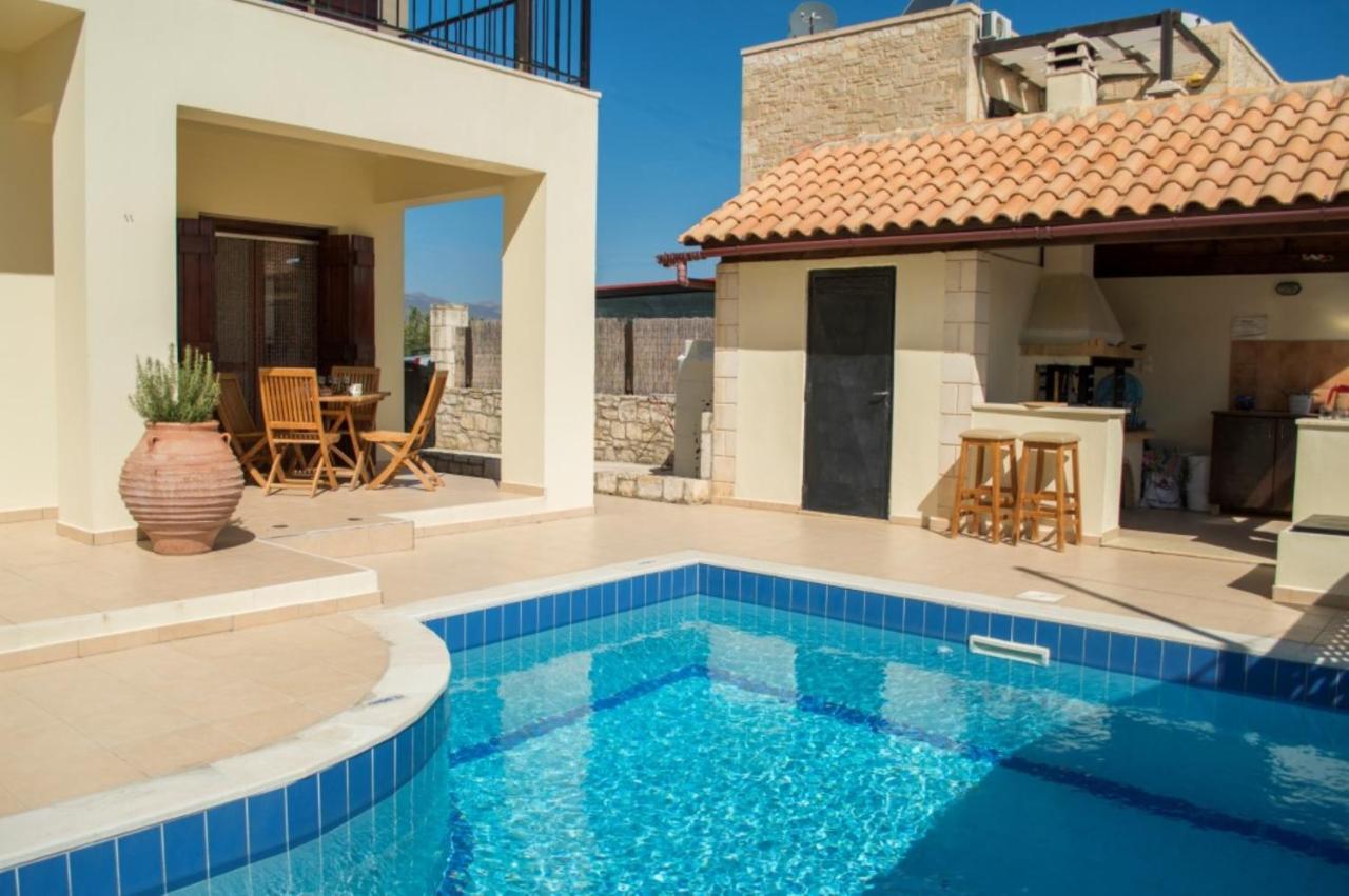 Villa Darmarohori Homeleader Exteriér fotografie